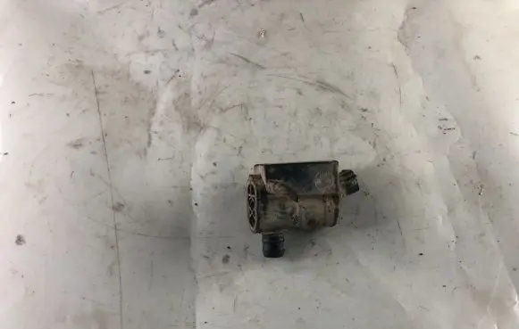 KIA Sorento Windscreen/windshield washer pump 98510FD100