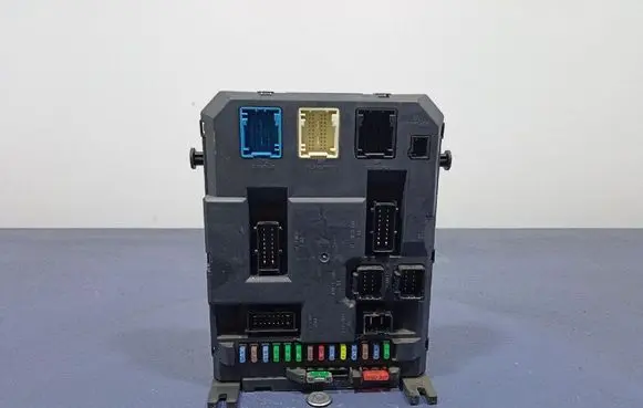 Citroen C3 Fuse box set 9666952180