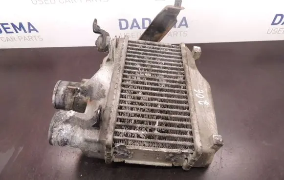 Toyota Avensis T220 Intercooler radiator 1271001230 D206