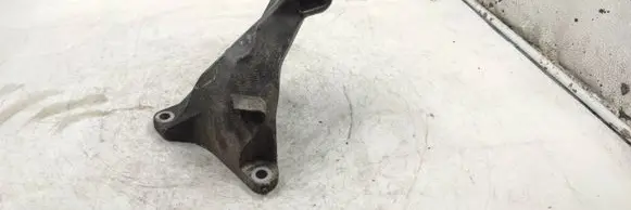 BMW 1 E81 E87 Engine mounting bracket 24166110