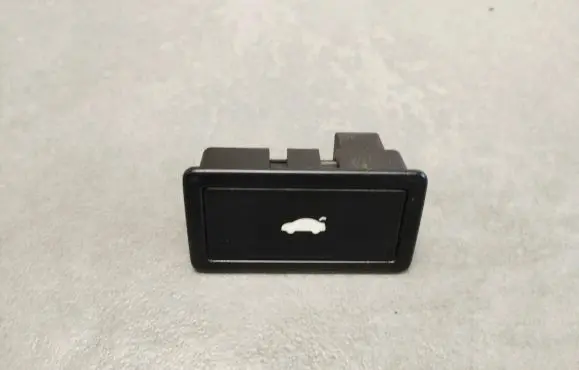 Volkswagen Phaeton Tailgate/boot open switch button 3D0959831E