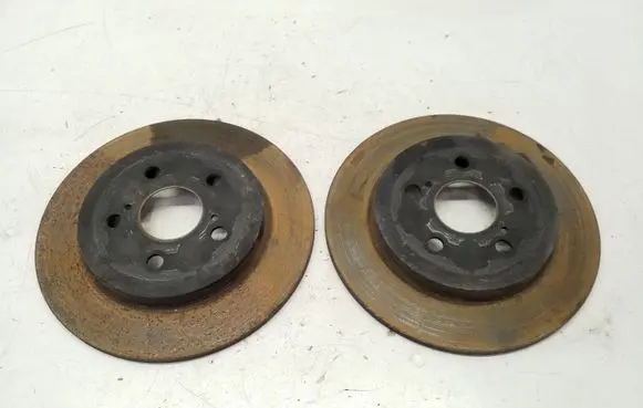 Toyota Prius (XW50) Rear brake disc
