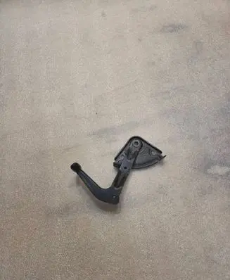 Audi A8 S8 D2 4D Engine bonnet (hood) release handle