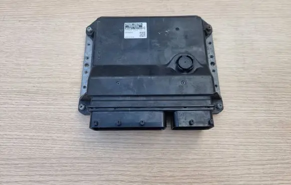 Lexus IS 220D-250-350 Engine control unit/module 8966153740