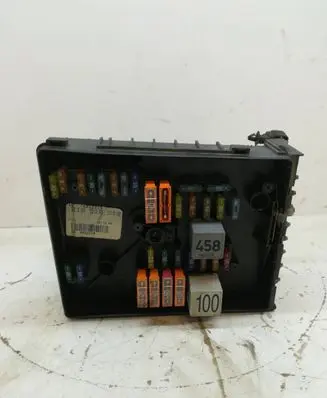 Volkswagen Golf V Fuse box set 4222319 4222311