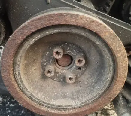 Alfa Romeo 147 Crankshaft pulley