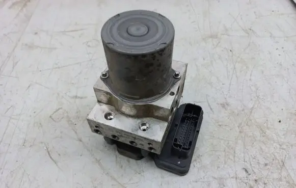 Subaru Forester SJ ABS Pump 2265106516 0265956132