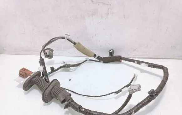 Honda CR-V Front door wiring loom 32752T1EG001
