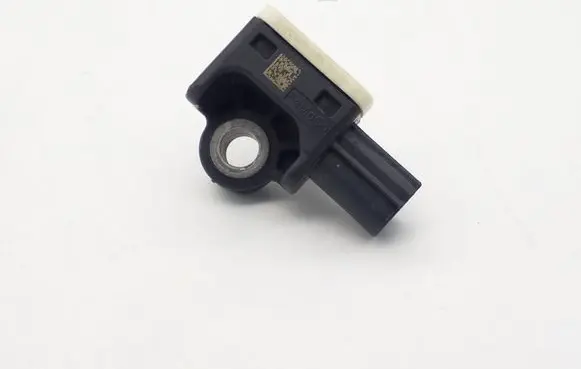 Ford Fusion II Airbag deployment crash/impact sensor CM5T14B006AA C83HA