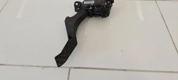 Volkswagen Transporter - Caravelle T5 Accelerator throttle pedal 7H1721503D 6PV00849503