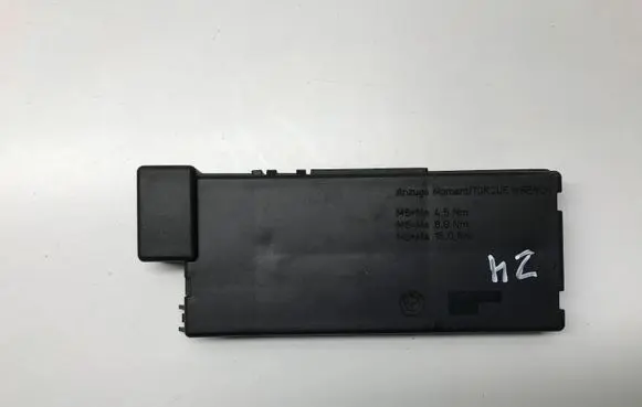 BMW Z4 E85 E86 Fuse box cover 6911922