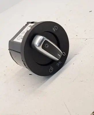 Volkswagen Golf VI Light switch 3C8941431B