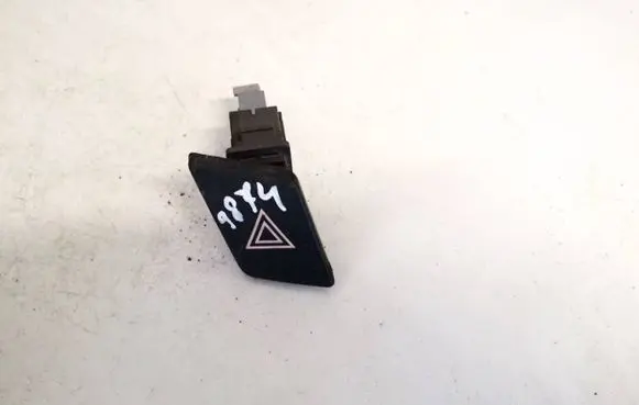 Toyota Yaris Hazard light switch 843320d020 84332-0d020