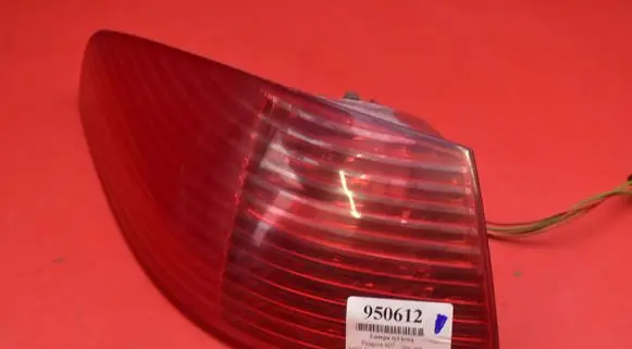 Peugeot 607 Rear/tail lights 2543G