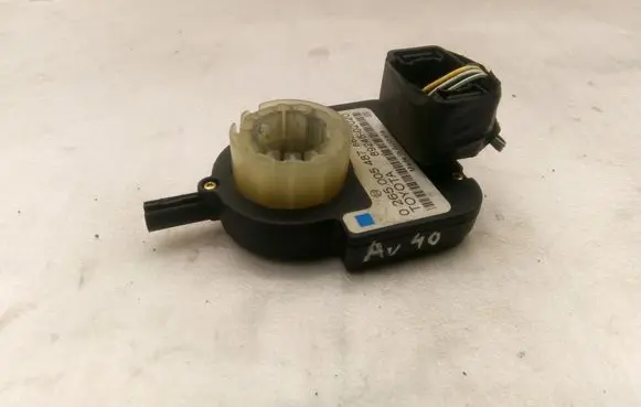 Toyota Avensis T250 Steering angle sensor 265005487 8924502020 883260474