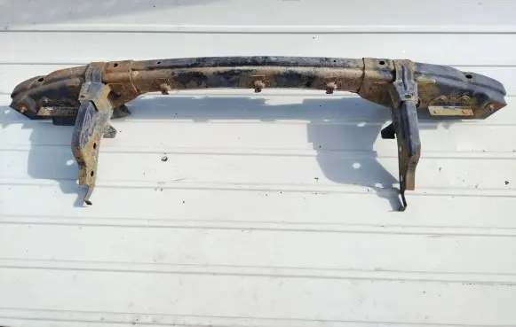 Opel Frontera B Front bumper cross member