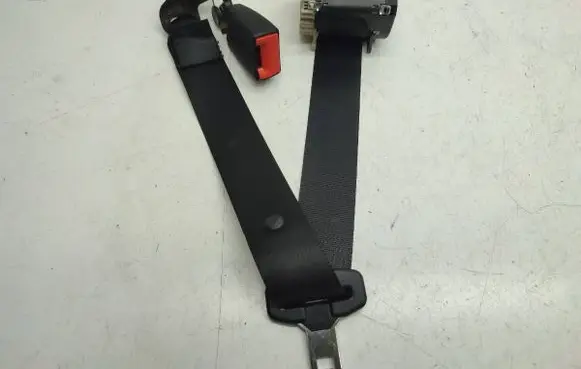 Ford Focus Rear seatbelt 4M51A611B68BE