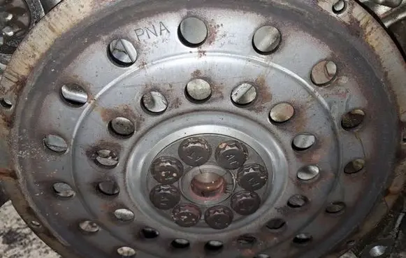 Honda CR-V Flywheel
