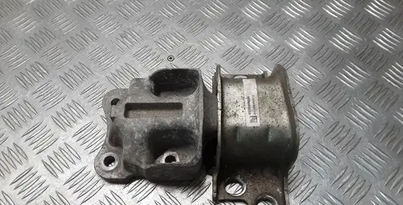 Peugeot Boxer Engine mount bracket 01393896080