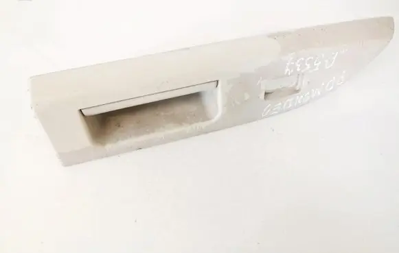Ford Mondeo Mk III Front door window switch trim 1s7x14b076acw 1s7x-14b076-acw
