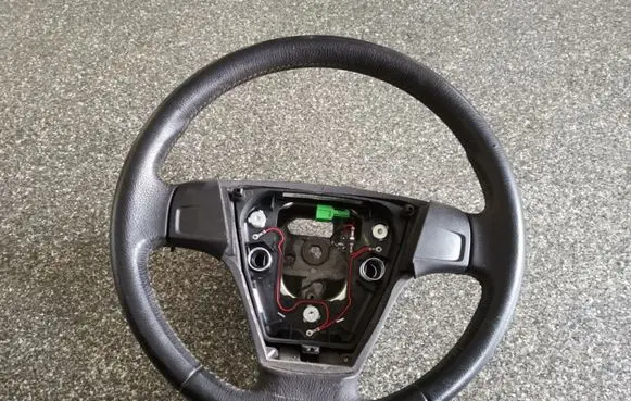 Volvo S40 Steering wheel 3409263