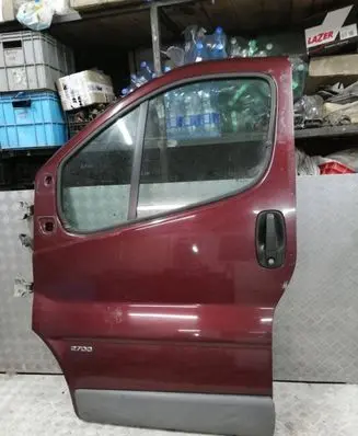 Renault Trafic II (X83) Front door