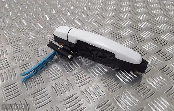 Suzuki SX4 Rear door exterior handle