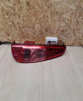 Peugeot 807 Rear/tail lights E21271 2551
