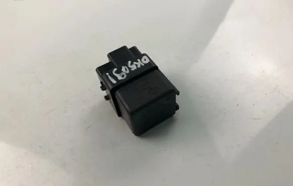Nissan Primera Other relay 252309F910