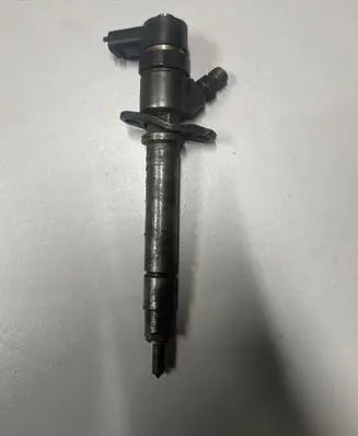 Volvo V70 Fuel injector 0445110078