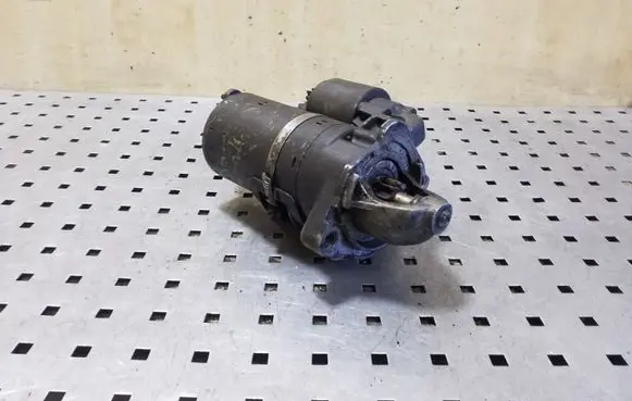 Audi A6 S6 C4 4A Starter motor 026911023