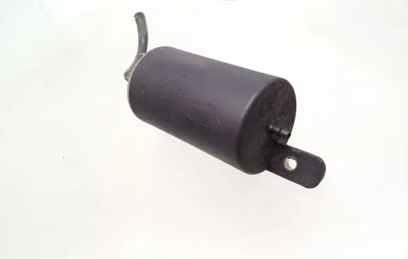 Vacuum air tank
