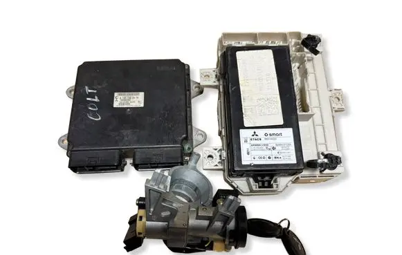 Mitsubishi Colt Engine control unit/module 1860A302 A1351502079 E6T42485