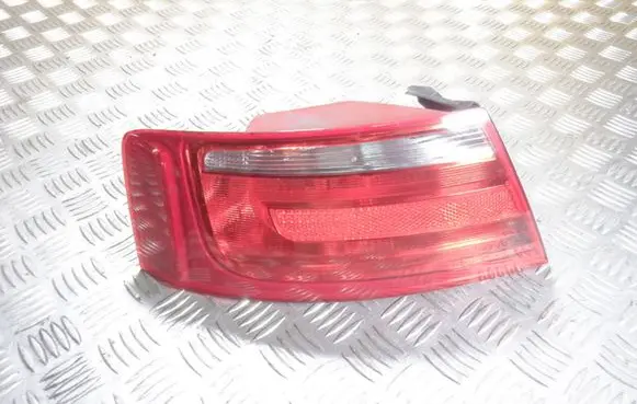 Audi A5 8T 8F Rear/tail lights 8T0945095