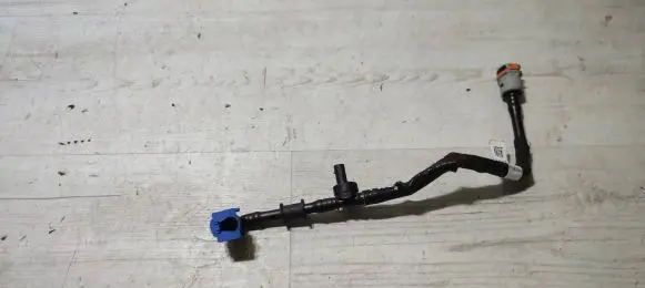 Alfa Romeo Stelvio Fuel return line/hose 00505493910 16821 15172