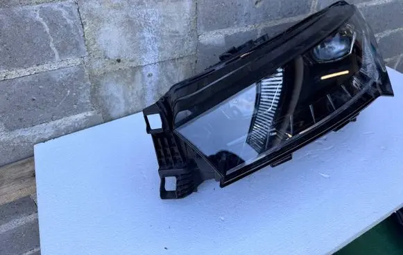 Skoda Enyaq iV Headlight/headlamp 5LB941015B