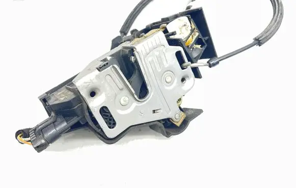 Mercedes-Benz ML W163 Front door lock A1637203035