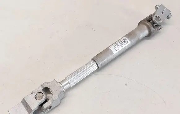 Mercedes-Benz CLA C117 X117 W117 Steering column universal joint A2464600509
