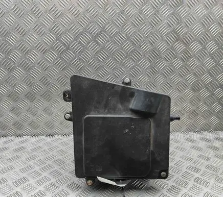 Opel Movano B Fuse box set 93168522 95511050