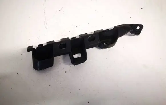 Volkswagen PASSAT B7 Front bumper mounting bracket 3aa807183