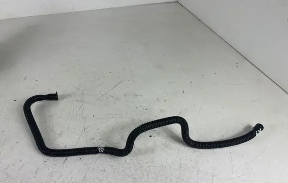 Skoda Octavia Mk2 (1Z) Breather hose/pipe 03C103493AE