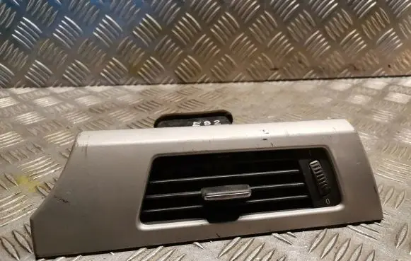BMW 3 E92 E93 Dashboard air vent grill cover trim 9130466