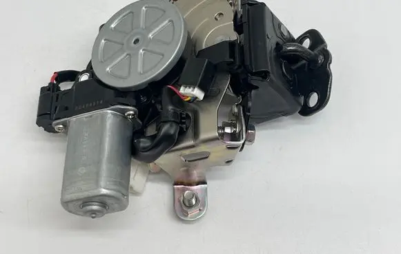 Subaru Forester SL Tailgate boot lock/latch motor ED464319