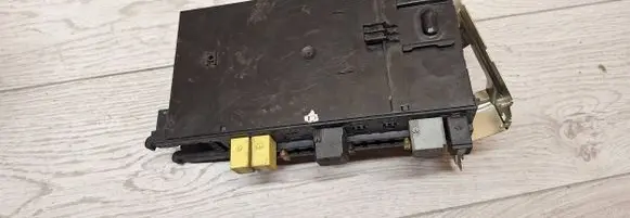 Mercedes-Benz C W203 Comfort/convenience module 2035450701