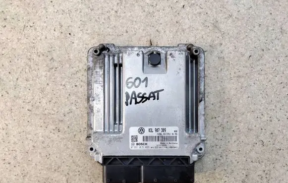 Volkswagen PASSAT CC Engine control unit/module ECU 03L907309AOP106 03L907309