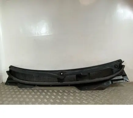Jeep Grand Wagoneer Wiper trim 68425523AE