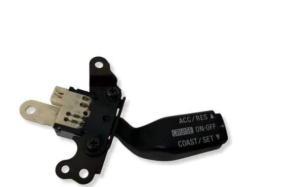 Mitsubishi Pajero Cruise control switch 