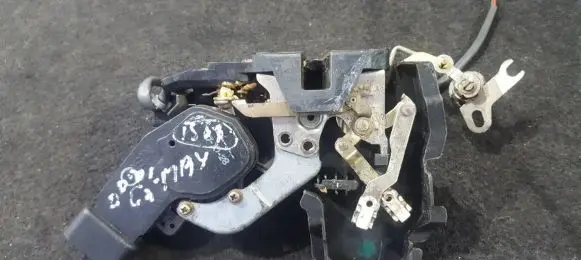 Toyota Camry Rear door lock
