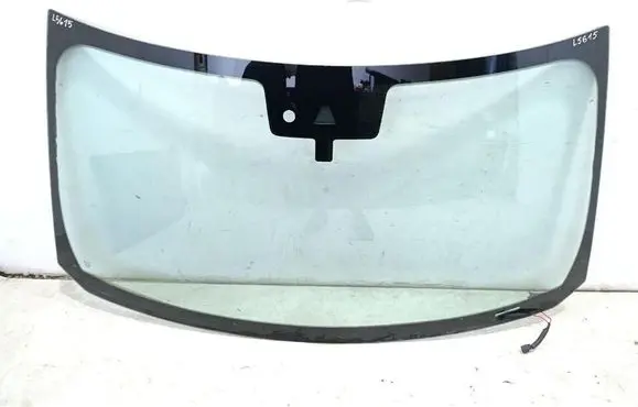 Ford Expedition Front windscreen/windshield window DOT459