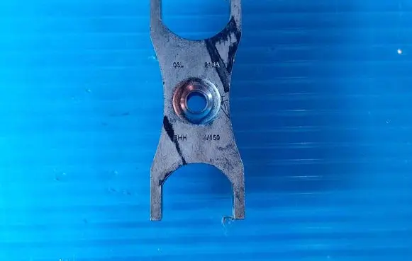 Volkswagen Crafter Fuel Injector clamp holder 03L216A